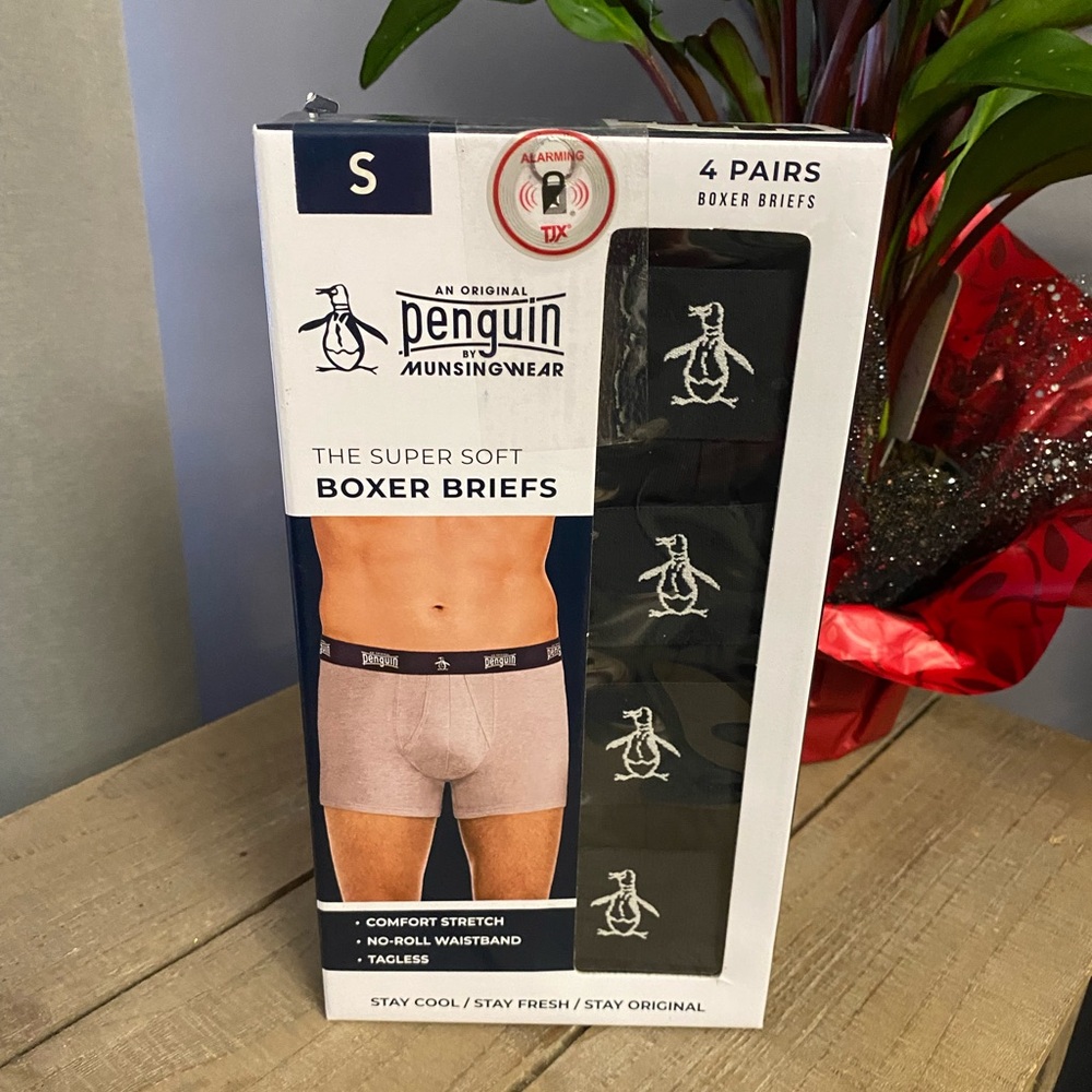 Original Penguin Men's Black and Gray Boxer Briefs - 4 Pack Size ~ Sm